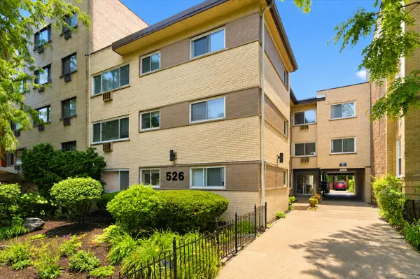 526 W Roscoe Street #2A, Chicago, IL 60657