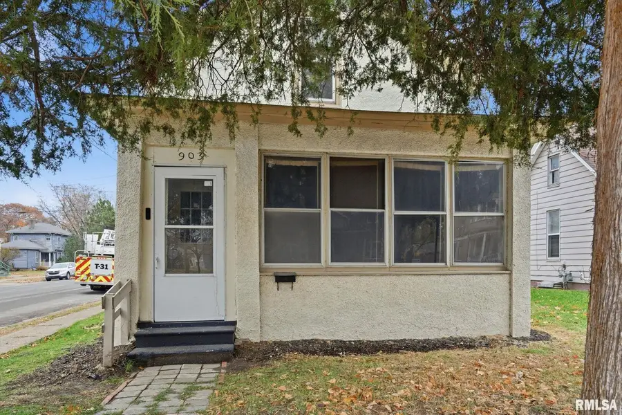903 17th Street, Rock Island, IL 60201 - #3
