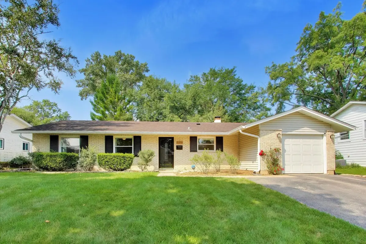 6314 Winston Drive, Woodridge, IL 60517 - #1