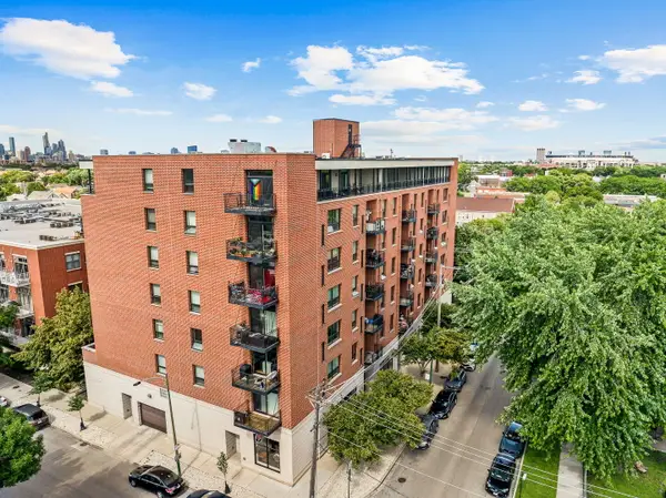974 W 35th Place #407, Chicago, IL 60609