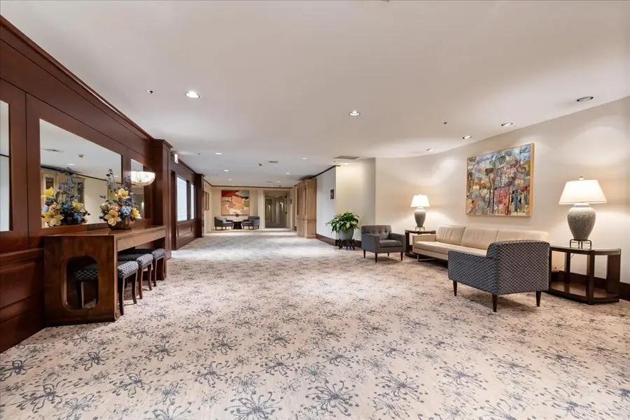 4545 W Touhy Avenue W #217W, Lincolnwood, IL 60712 - #2