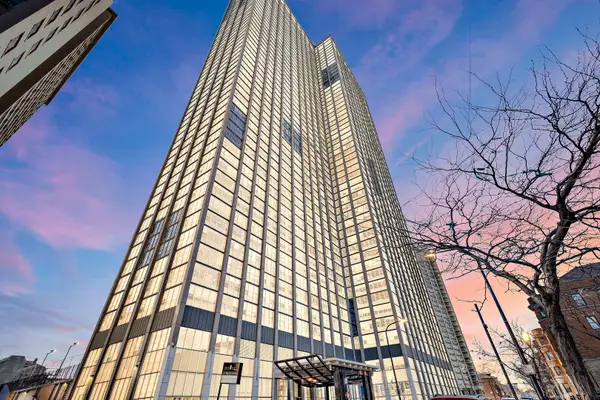 655 W Irving Park Road #2701, Chicago, IL 60613