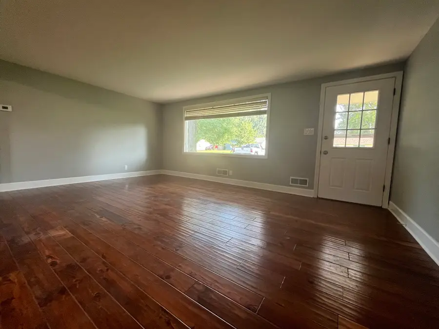 537 California Avenue, Aurora, IL 60506 - #2