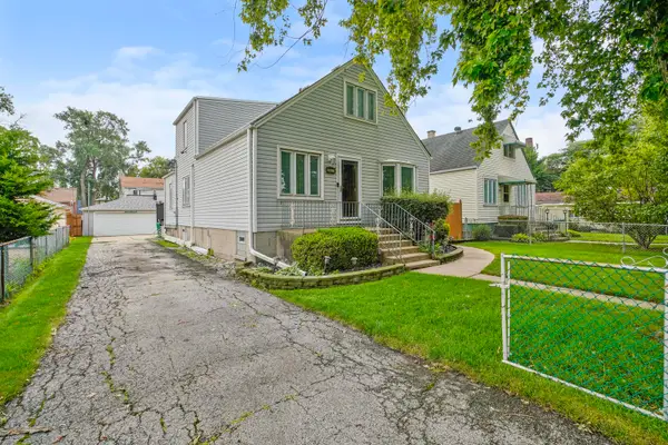 Address Withheld By Seller, Chicago, IL 60638