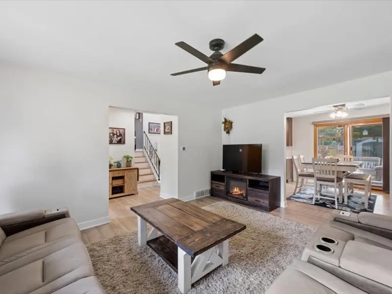 209 Murray Drive, Wood Dale, IL 60191 - #3