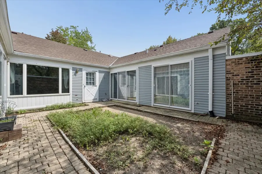 2 Pepperell On Asbury, Rolling Meadows, IL 60008 - #2