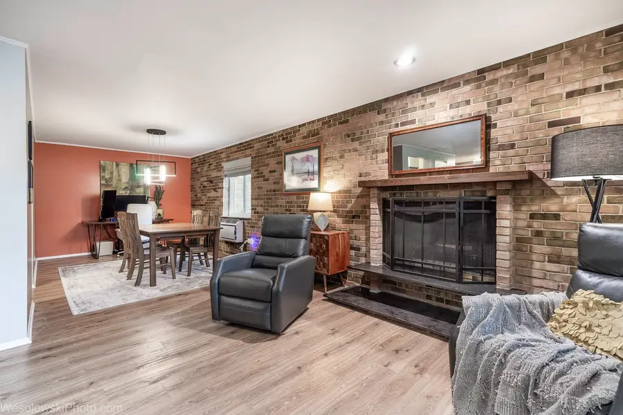 360 Claymoor Road #2C, Hinsdale, IL 60521 - #2