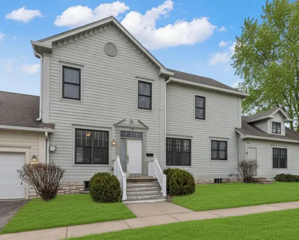 120 W Porter Avenue, Naperville, IL 60540