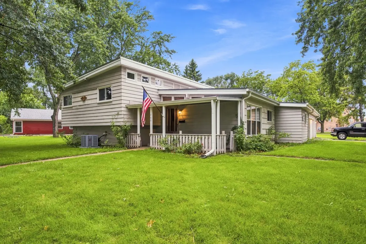700 W Ridge Road, Villa Park, IL 60181 - #1