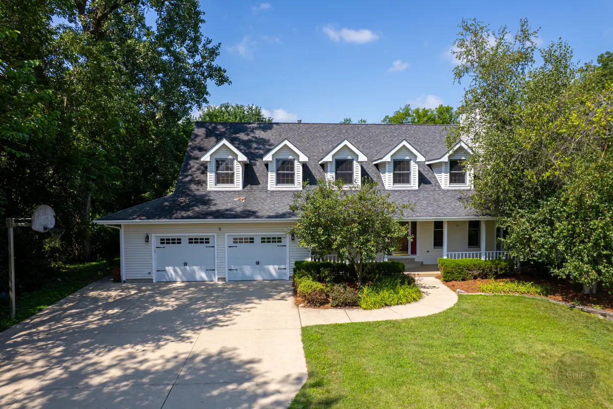 12n136 Berner Drive, Elgin, IL 60120 - #1