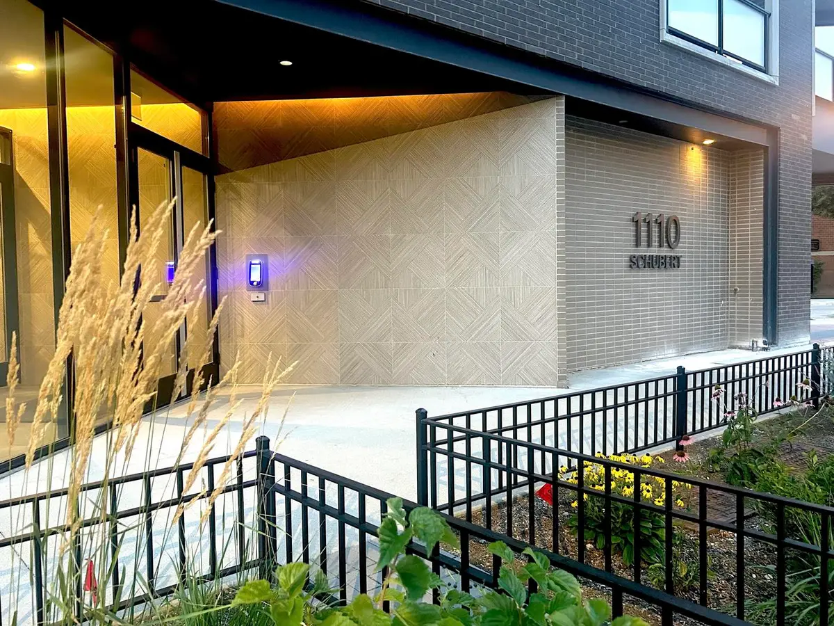1110 W Schubert Avenue #201, Chicago, IL 60614 - #1