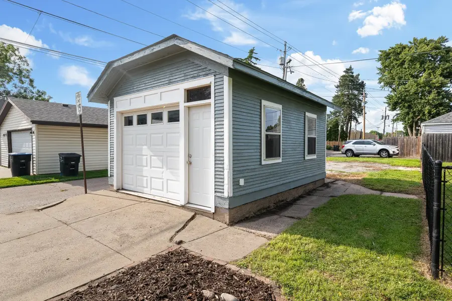 1850 39th Street, Rock Island, IL 61201 - #2