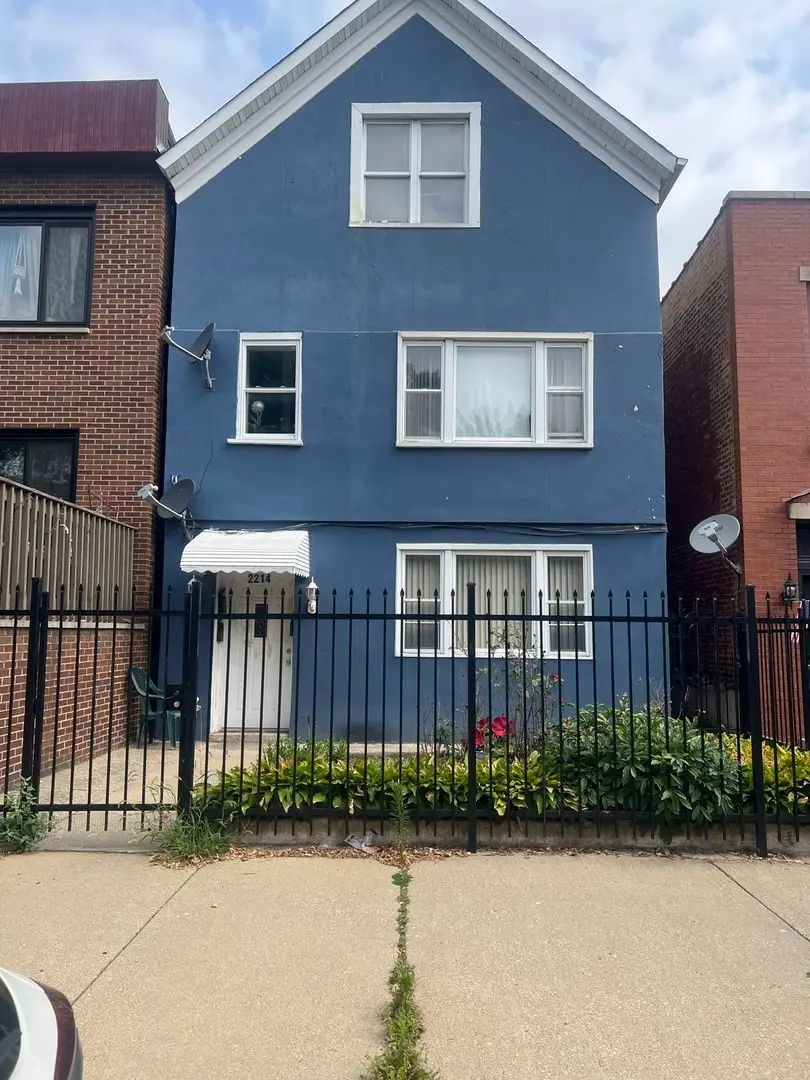 2214 W Erie Street, Chicago, IL 60612 - #1
