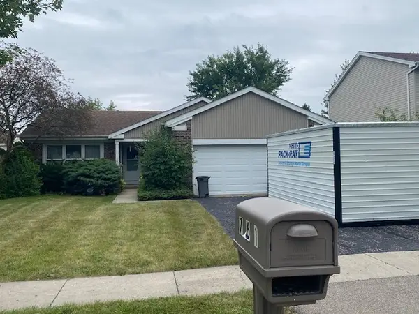 761 Laguna Road, Crystal Lake, IL 60014