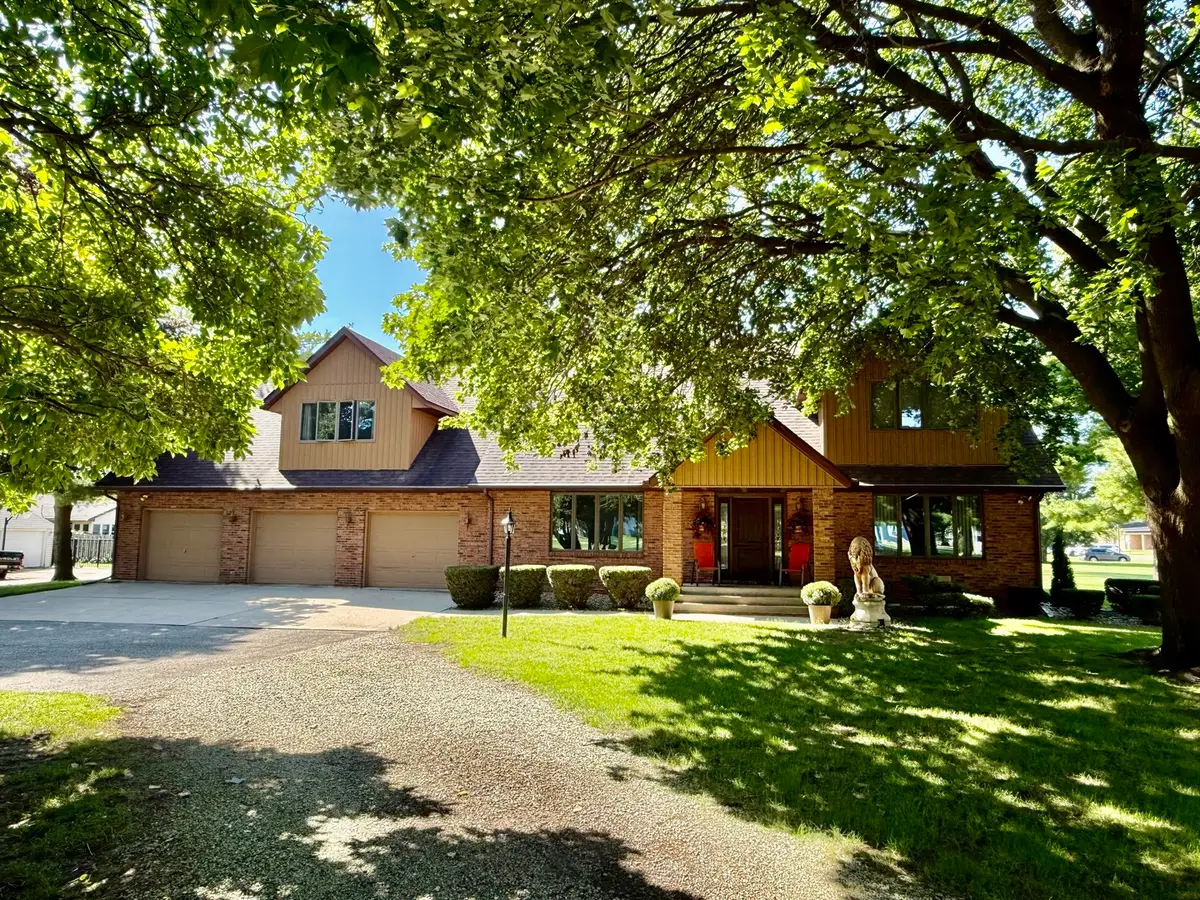 444 Garfield Avenue, Lasalle, IL 61301 - #1