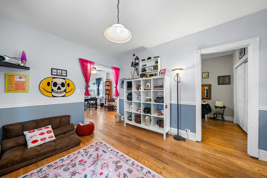 Address Withheld By Seller, Chicago, IL 60618 - #2