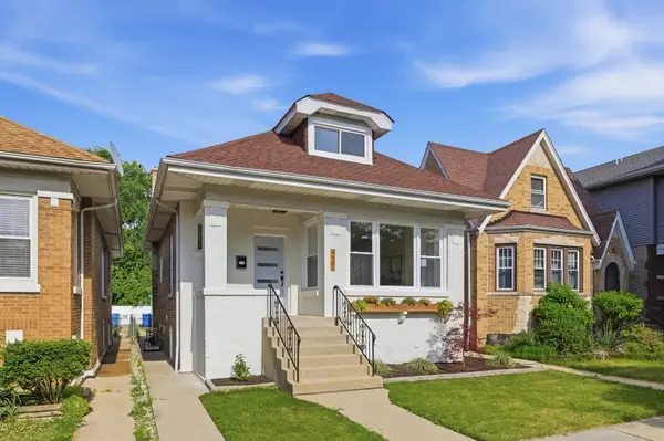 4431 N Marmora Avenue, Chicago, IL 60630