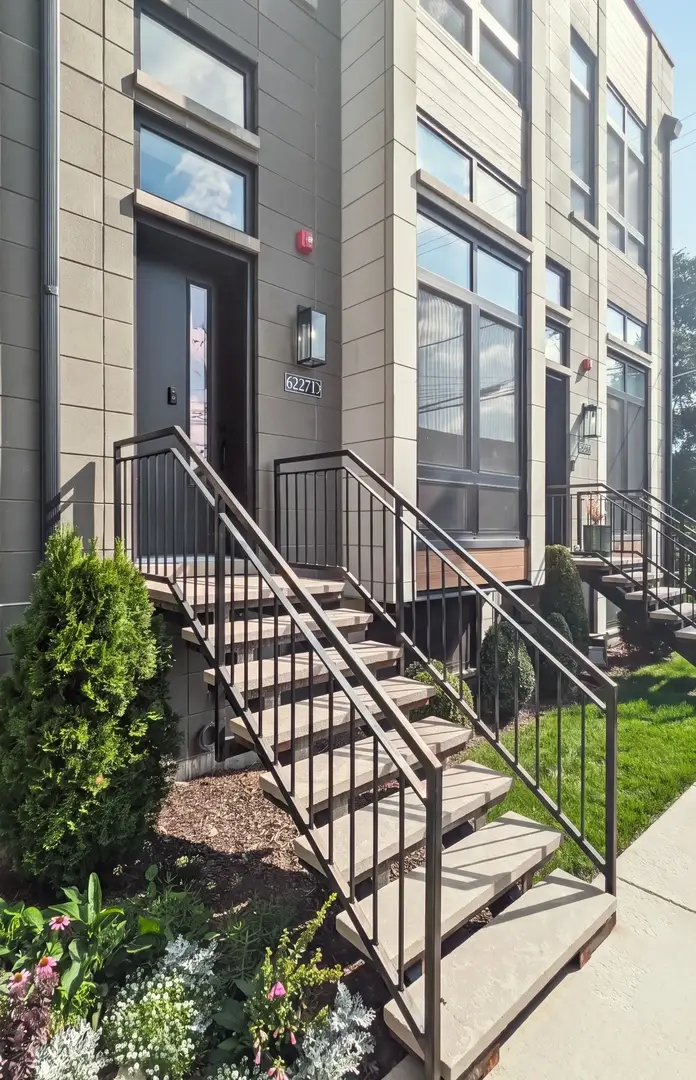 6227 D S Ellis Avenue, Chicago, IL 60637 - #2