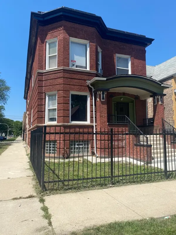 5658 S Honore Street, Chicago, IL 60636