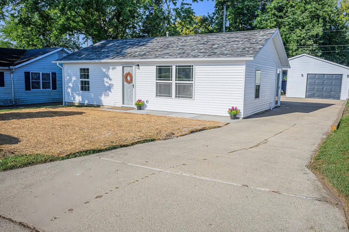 3019 Robert Street, Bloomington, IL 61704 - #1
