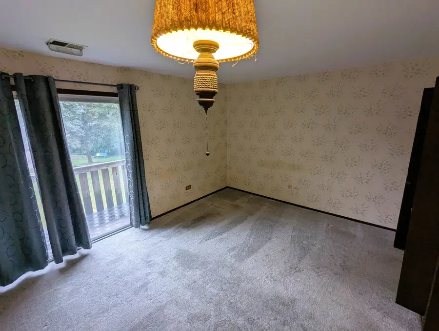 149 Forest Avenue #C, Fox Lake, IL 60020 - #3