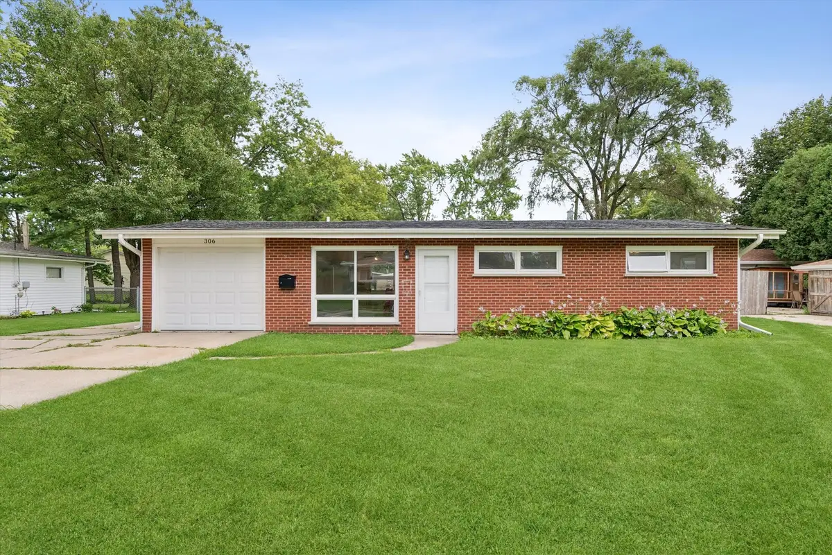 306 Harmony Drive, North Aurora, IL 60542 - #1
