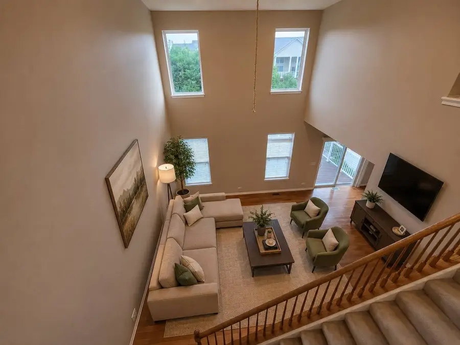 978 Oak Ridge Boulevard, Elgin, IL 60120 - #2