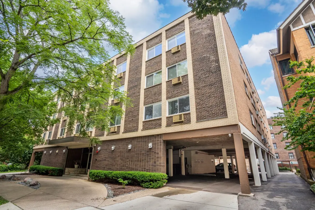 222 N Grove Avenue #2D, Oak Park, IL 60302 - #1