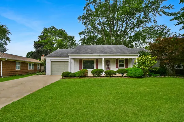 284 Timber Hill Road, Buffalo Grove, IL 60089
