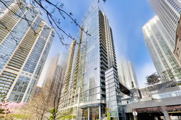 201 N Westshore Drive #407, Chicago, IL 60601