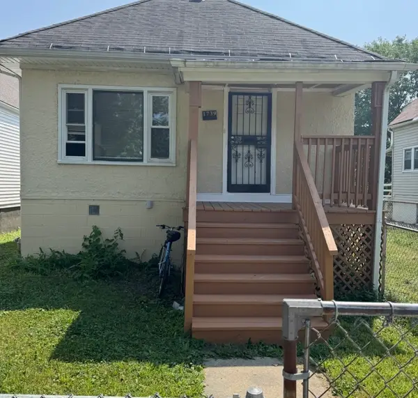 1739 W Steuben Street, Chicago, IL 60643