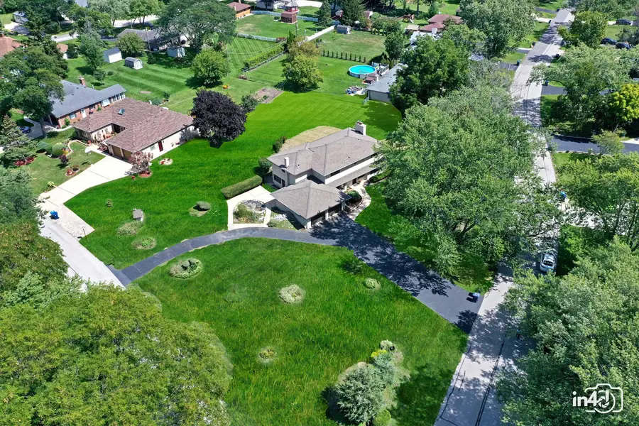 124 E Monterey Avenue, Schaumburg, IL 60193 - #3