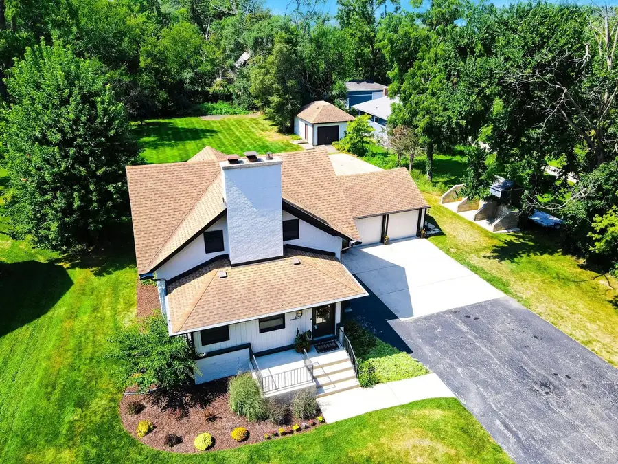 976 Highland Avenue, Glen Ellyn, IL 60137 - #2