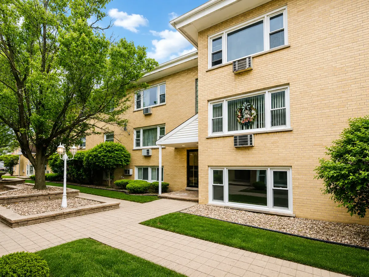 6634 W 95th Street #1D, Oak Lawn, IL 60453 - #1