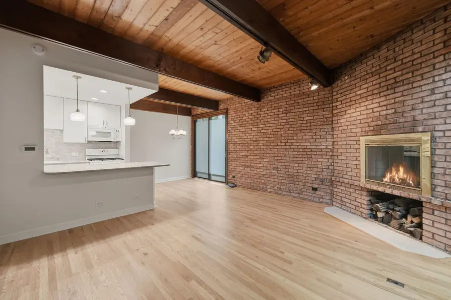 2206 N Burling Street, Chicago, IL 60614 - #3