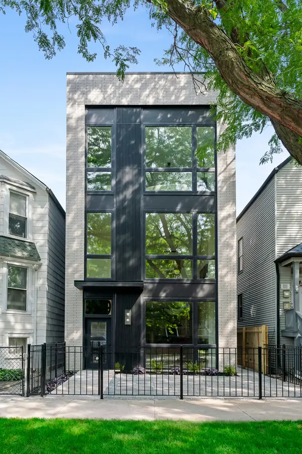 3329 N Whipple Street #3, Chicago, IL 60618