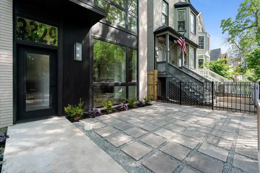 3329 N Whipple Street #3, Chicago, IL 60618 - #2