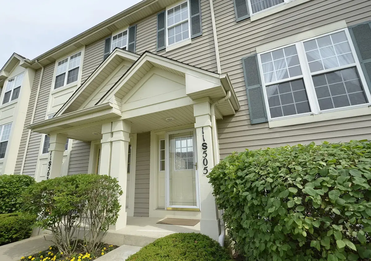11S505 Rachael Court, Willowbrook, IL 60527 - #1