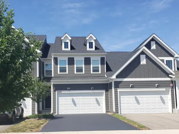 1221 Josiah Road #1221, Naperville, IL 60563
