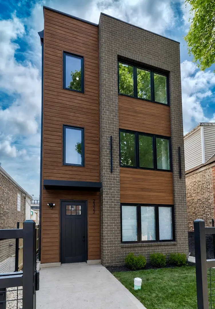 3109 W Polk Street, Chicago, IL 60612 - #1