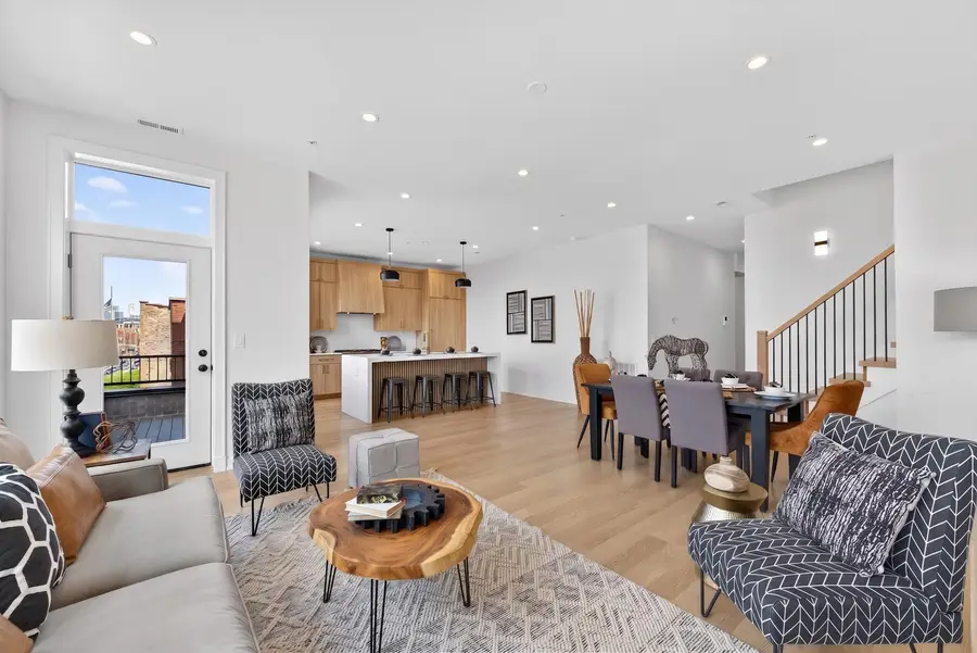 1347 W Grand Avenue #4N, Chicago, IL 60642 - #2