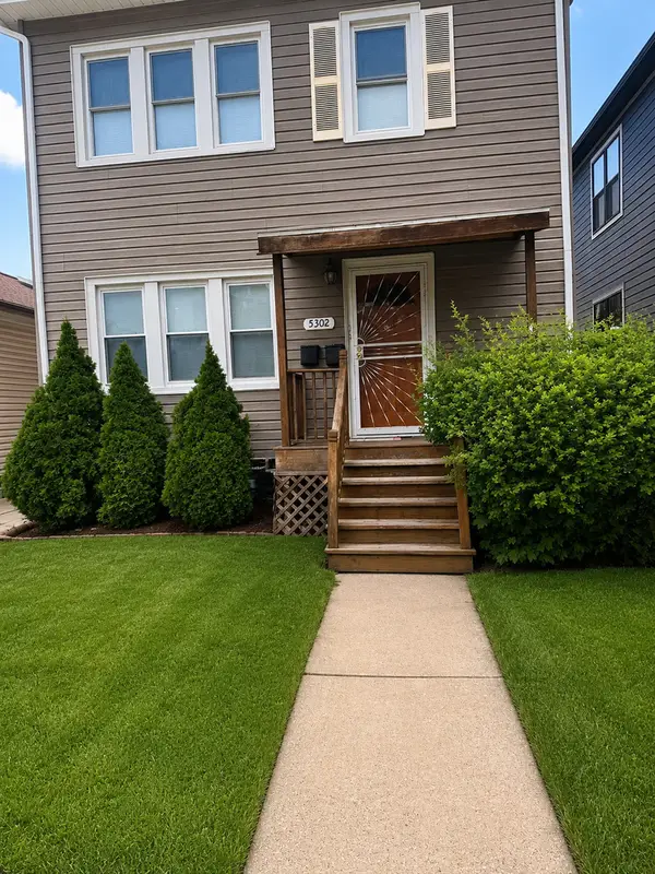 5302 N Luna Avenue, Chicago, IL 60630
