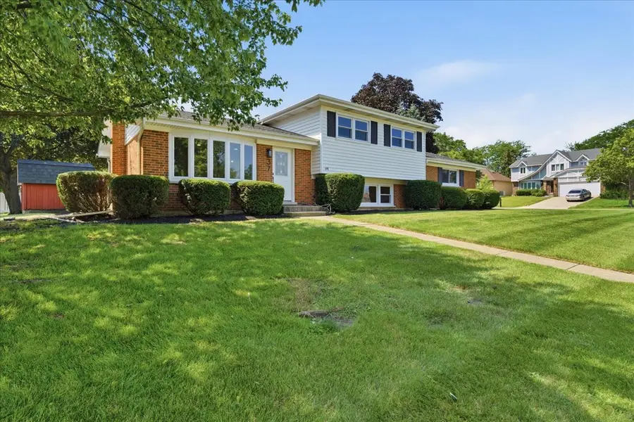 37 E Weathersfield Way, Schaumburg, IL 60193 - #2