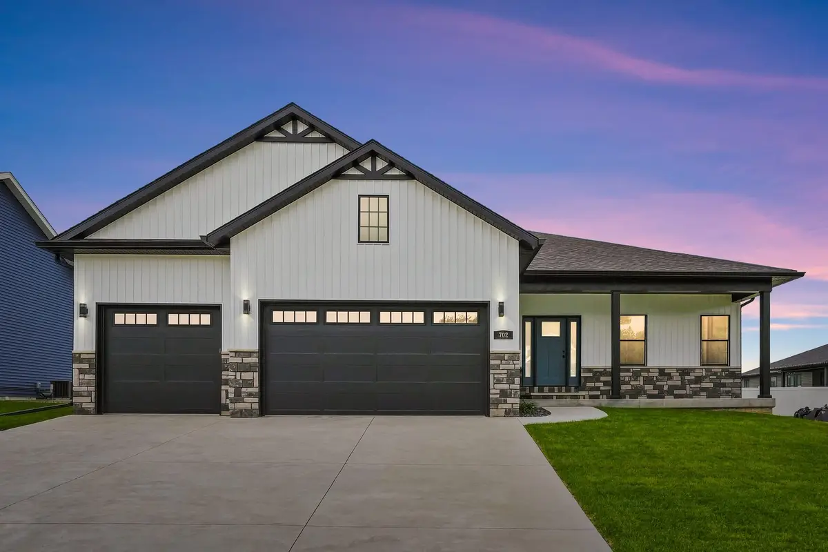 702 Deer Woods Drive, Davenport, IA 52802 - #1