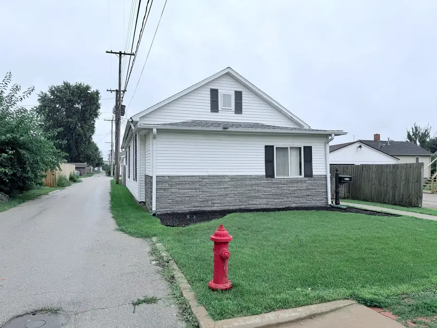 828 Tonti Street, Lasalle, IL 61301 - #2