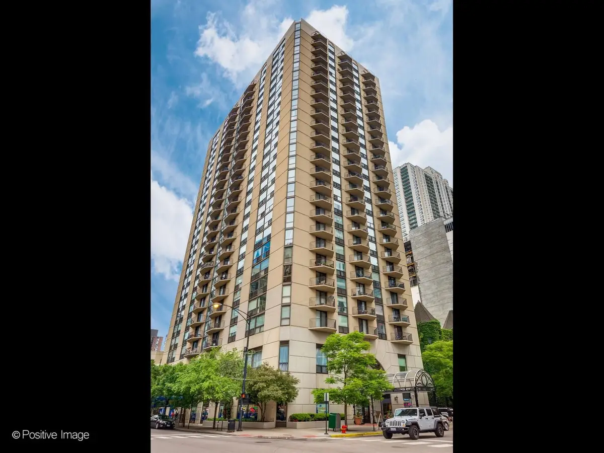 70 W Huron Street #605, Chicago, IL 60654 - #1