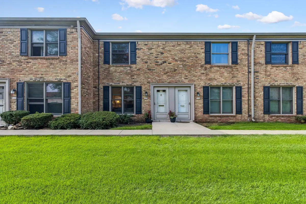 1753 Bristol Walk #1753, Hoffman Estates, IL 60169 - #1