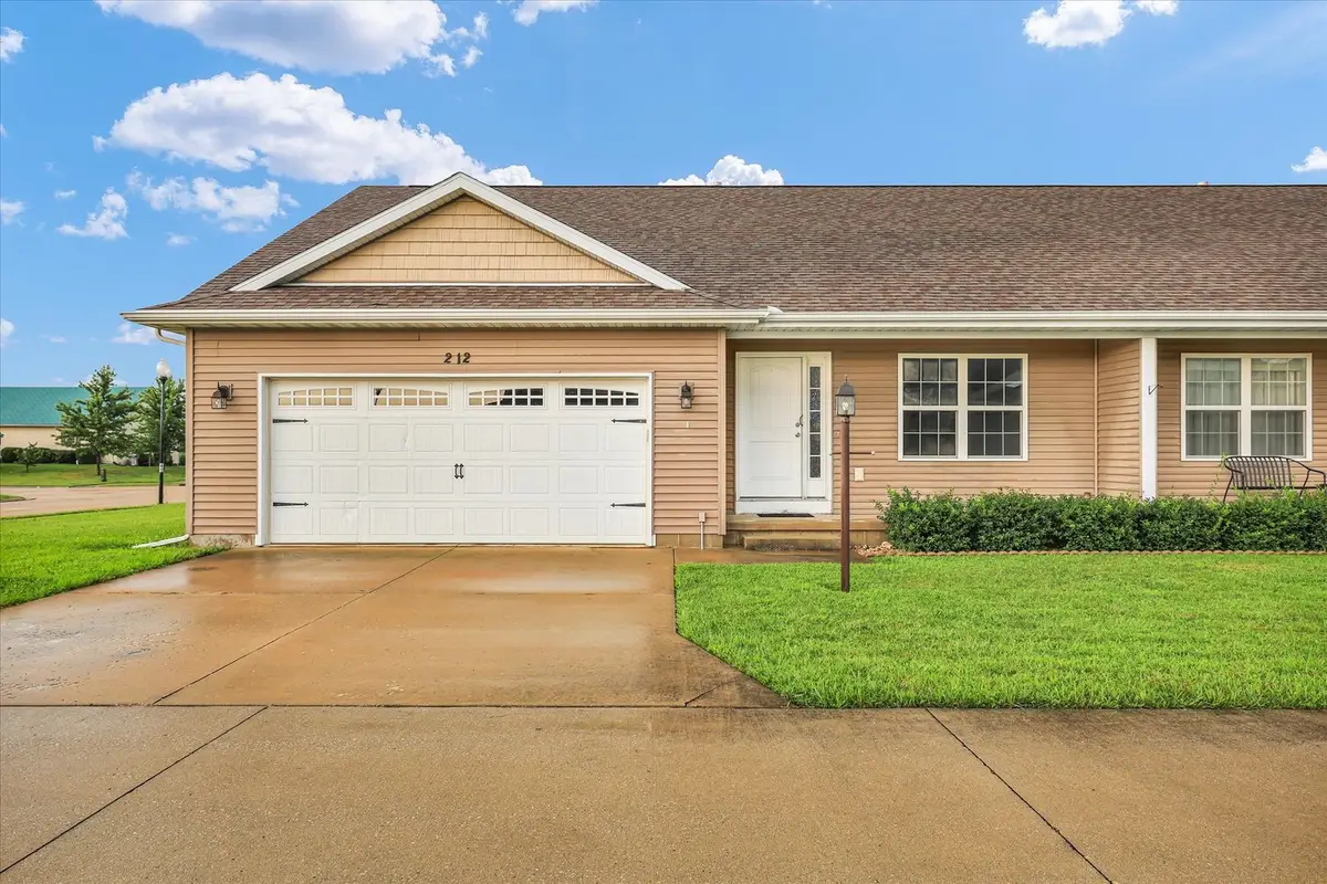 212 Medinah Court, Fisher, IL 61843 - #1
