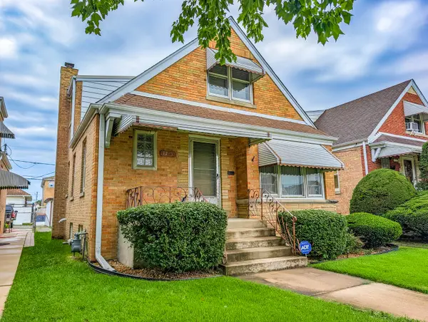 1729 N 23rd Avenue, Melrose Park, IL 60160