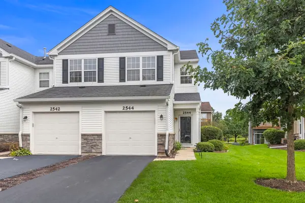 2544 Golf Ridge Circle, Naperville, IL 60563